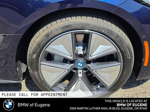 Used 2023 BMW i4 eDrive35 w/ Premium Package RWD image 9