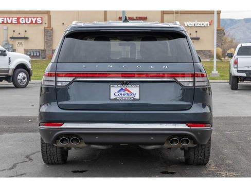 Used 2023 Lincoln Aviator Reserve w/ Equipment Group 201A image 4
