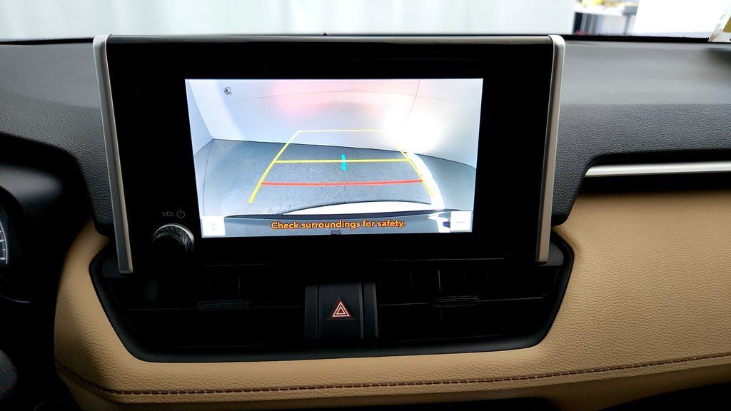 Certified 2025 Toyota RAV4 XLE AWD/4WD image 31