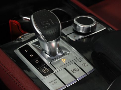 Used 2019 Mercedes-Benz SL 550 image 26