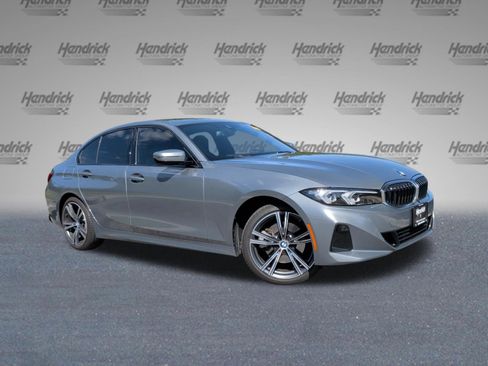 Used 2023 BMW 330i Sedan w/ Premium Package RWD image 2