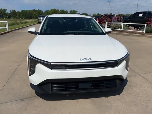 Used 2025 Kia K4 FWD image 4