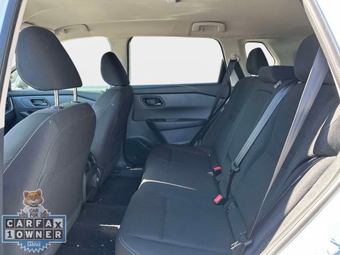 Used 2025 Nissan Rogue S AWD/4WD image 13