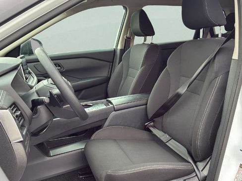 Certified 2025 Nissan Rogue S image 13