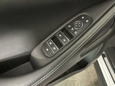 Used 2024 INFINITI QX60 Pure AWD/4WD image 10
