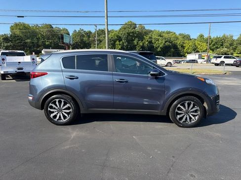 Used 2017 Kia Sportage EX w/ EX Premium Package FWD image 4