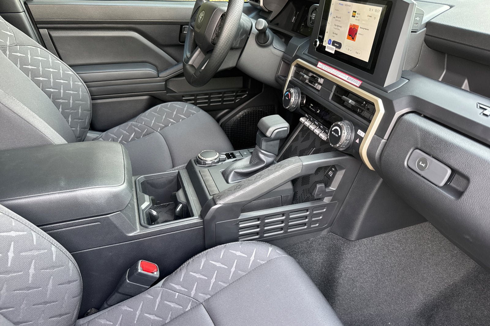 New 2026 Toyota Tacoma SR AWD/4WD image 18
