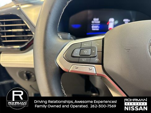 Used 2025 Volkswagen Taos S image 11