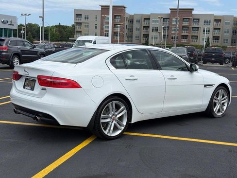Used 2018 Jaguar XE Prestige AWD/4WD image 3