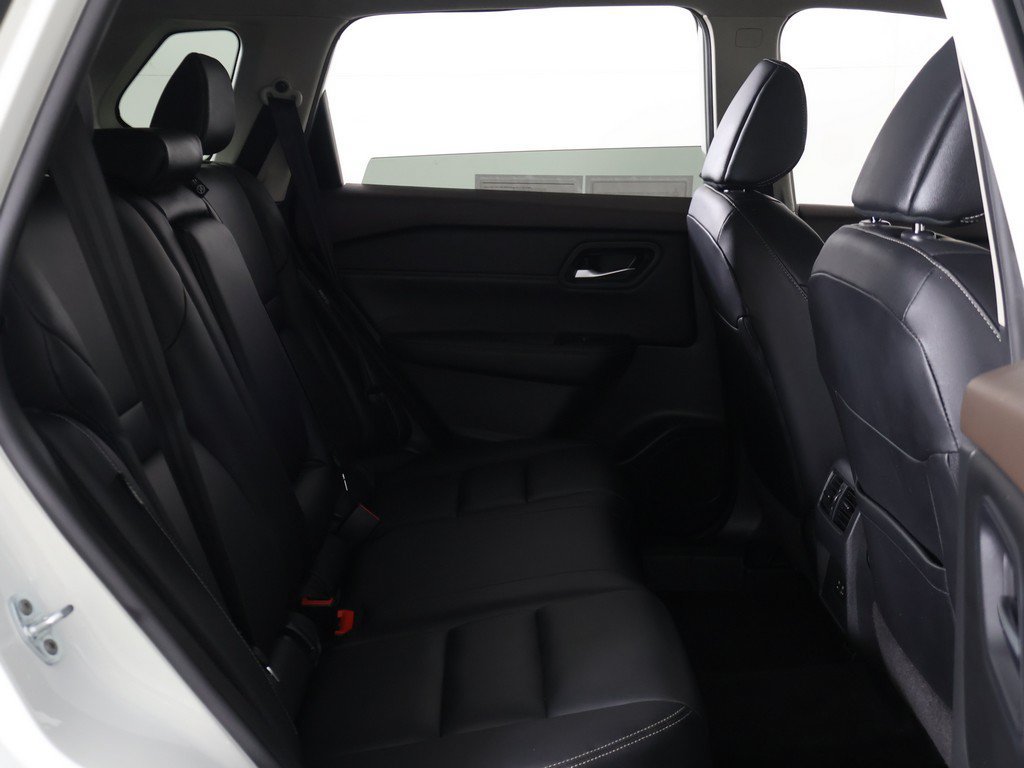 Used 2023 Nissan Rogue SL FWD image 30