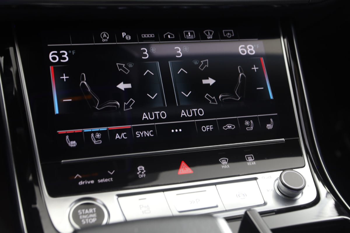 Used 2023 Audi A8 L 3.0T AWD/4WD image 33