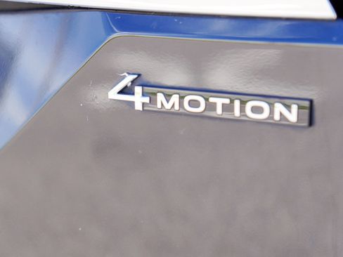 Used 2024 Volkswagen Atlas SEL Premium R-Line AWD/4WD image 33