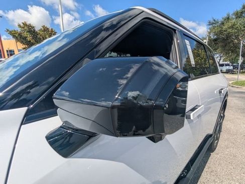 New 2027 Kia Telluride X-Line SX Prestige w/ Executive Package AWD/4WD image 12