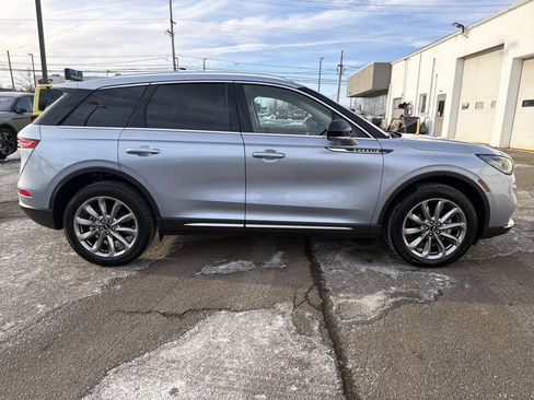Certified 2022 Lincoln Corsair AWD w/ Premium Package image 6