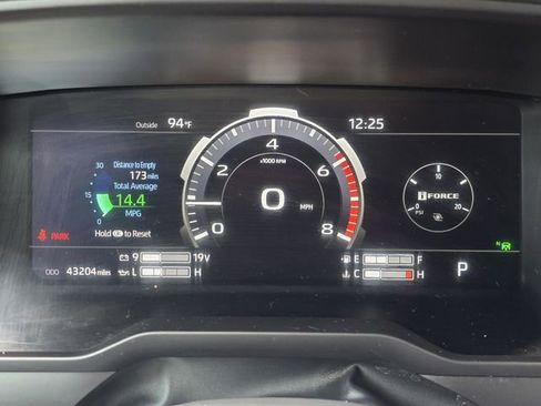 Used 2023 Toyota Tundra Platinum w/ Advanced Package AWD/4WD image 14