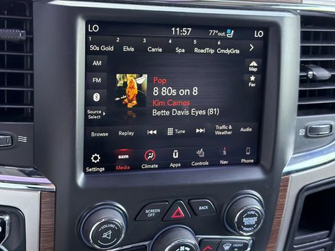 Used 2018 RAM 1500 Laramie w/ Convenience Group AWD/4WD image 17