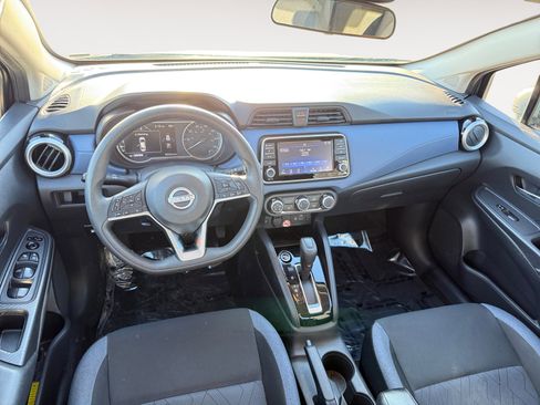 Used 2023 Nissan Versa SV image 15