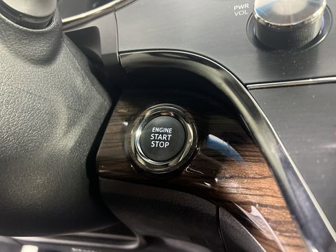 Used 2013 Toyota Avalon XLE Touring image 25