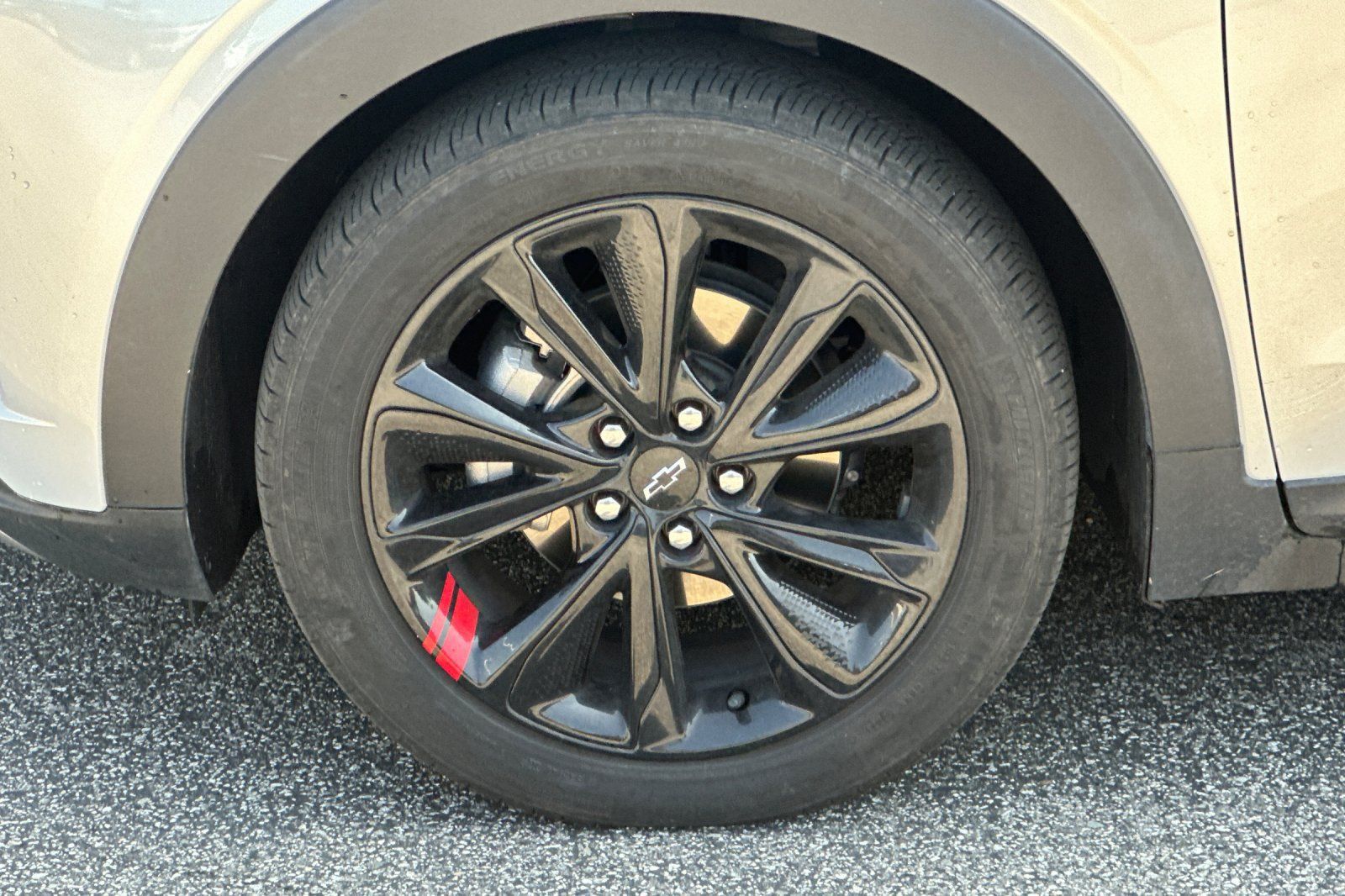 Used 2023 Chevrolet Bolt EUV Premier w/ Sun & Sound Package FWD image 37