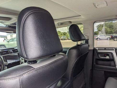 Used 2022 Toyota 4Runner SR5 Premium RWD image 19