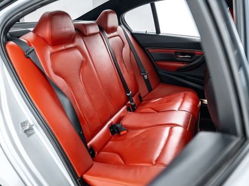 Used 2015 BMW M3 image 29
