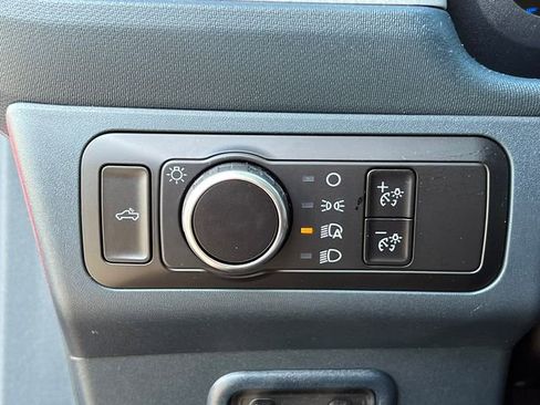 Used 2025 Ford Maverick XLT w/ XLT Luxury Package image 21