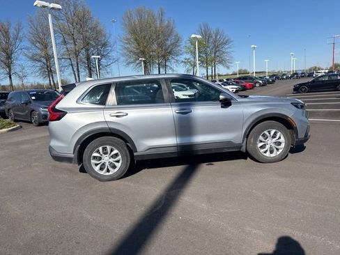 Used 2023 Honda CR-V LX image 10
