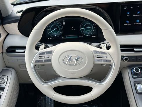 Used 2024 Hyundai Palisade Limited AWD/4WD image 13