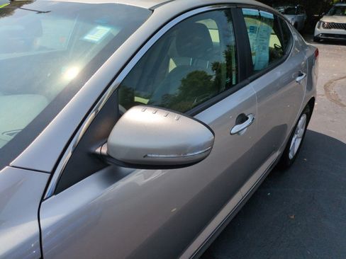 Used 2014 Kia Optima LX w/ LX Convenience Plus Package FWD image 10