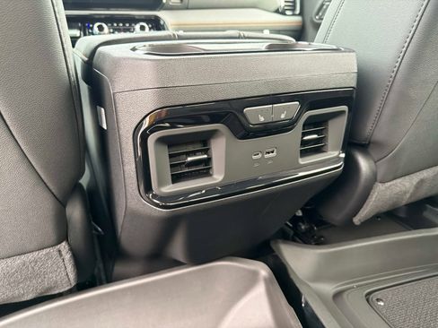 New 2026 GMC Sierra 2500 AT4 w/ AT4 Premium Plus Package AWD/4WD image 16