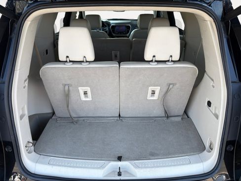 Used 2023 GMC Acadia Denali FWD image 13
