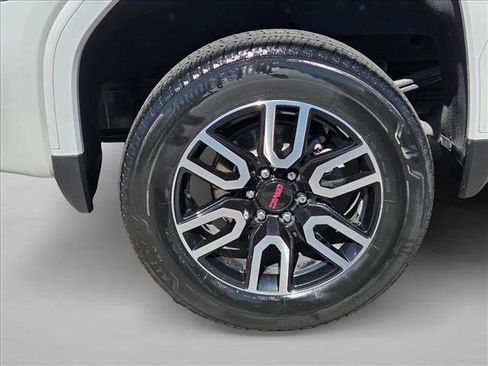 Used 2019 GMC Sierra 1500 AT4 w/ AT4 Premium Package image 23