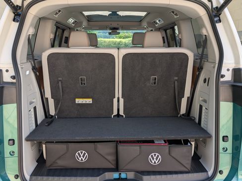 Used 2025 Volkswagen ID. Buzz 1st Edition AWD/4WD image 20