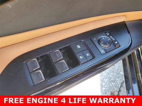 Used 2023 Lexus ES 350 w/ Premium Package image 11