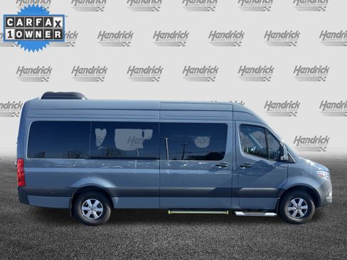 Used 2025 Mercedes-Benz Sprinter 2500 image 11