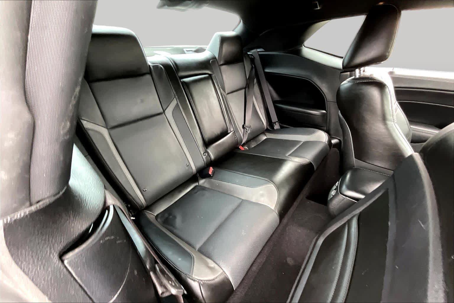 Certified 2022 Dodge Challenger SXT w/ Plus Package RWD image 16