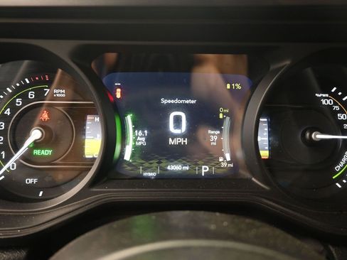 Used 2024 Jeep Wrangler Unlimited Rubicon 4xe image 35