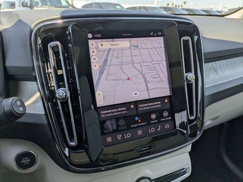 New 2026 Volvo XC40 B5 Plus w/ Protection Package Premier image 9