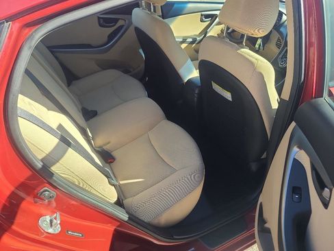 Used 2013 Hyundai Elantra GLS w/ Preferred Pkg image 12