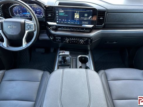 Certified 2024 Chevrolet Silverado 1500 LT Trail Boss w/ Convenience Package II image 17