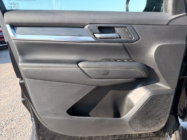 Used 2025 GMC Terrain Elevation AWD/4WD image 9