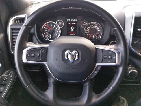 Used 2024 RAM 2500 Big Horn AWD/4WD image 34