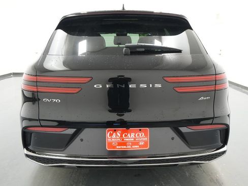 New 2026 Genesis GV70 2.5T Advanced AWD/4WD image 8