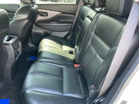 Certified 2023 Nissan Murano SL w/ Cargo Package AWD/4WD image 8