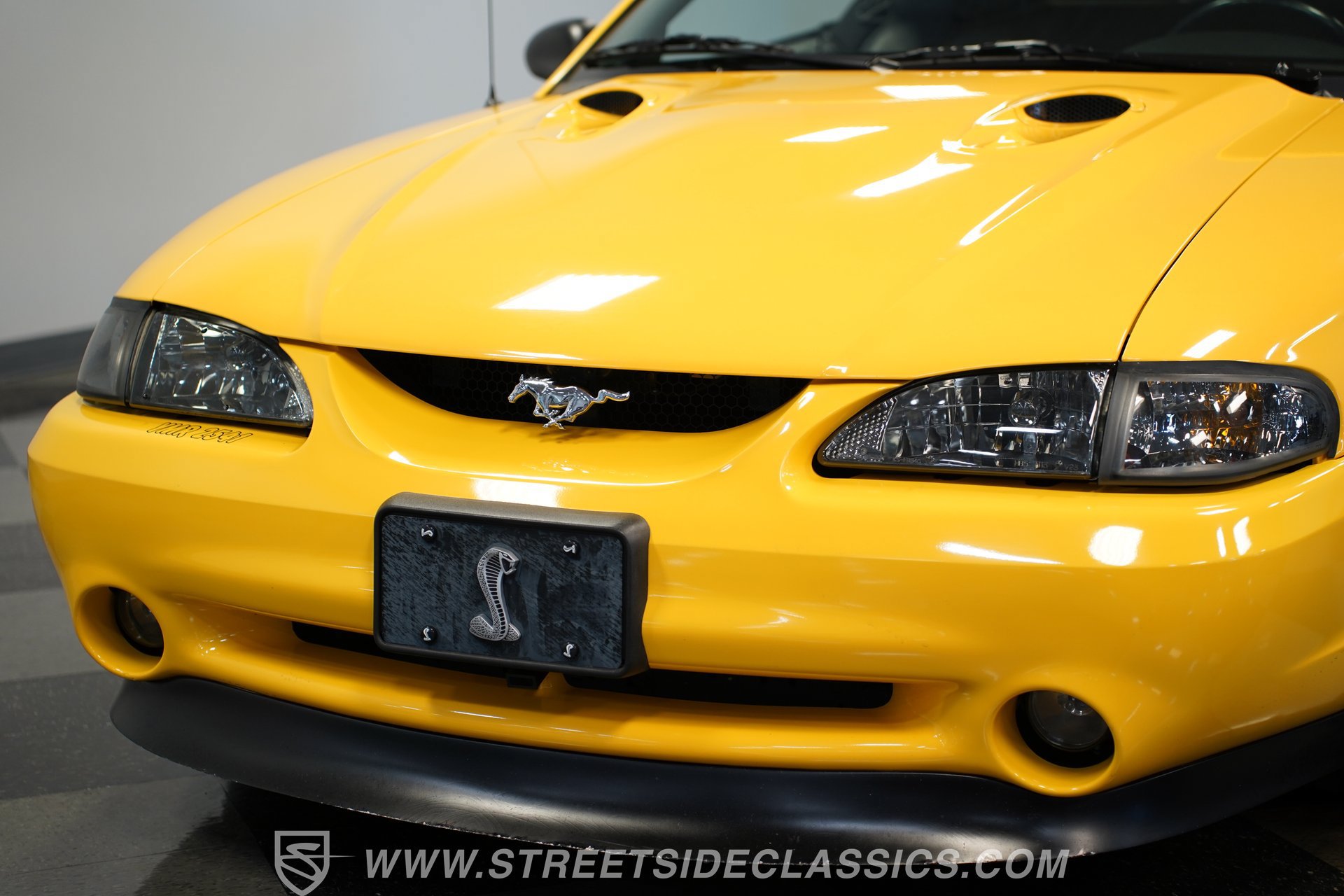 Used 1998 Ford Mustang Cobra RWD image 20