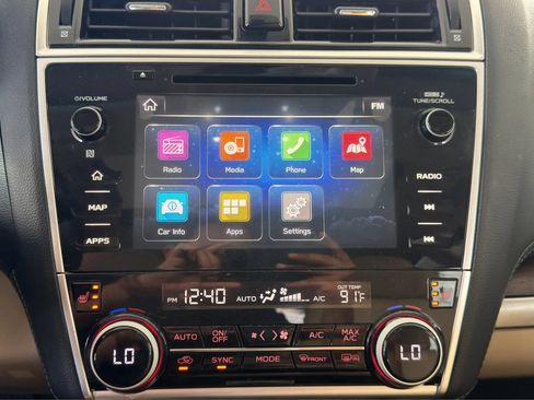 Used 2018 Subaru Outback 2.5i Limited AWD/4WD image 31