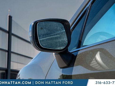 Used 2022 Subaru Ascent Touring AWD/4WD image 31