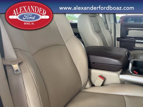 Used 2016 RAM 1500 Laramie w/ Convenience Group image 20