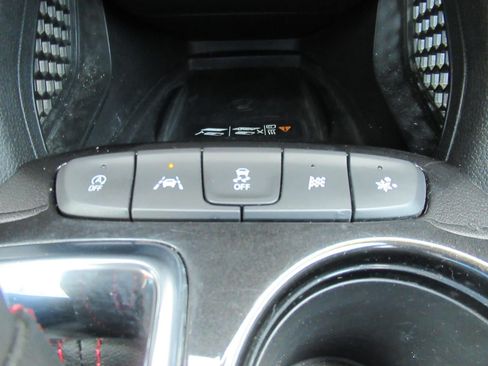 Used 2021 Chevrolet TrailBlazer RS FWD image 26