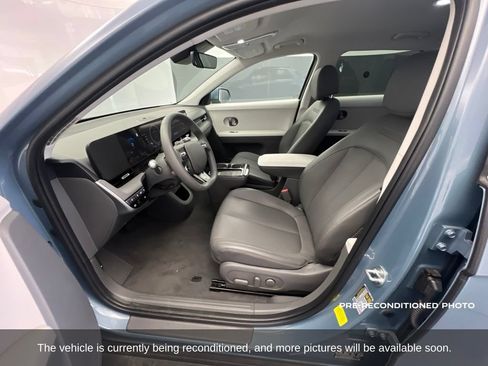 Used 2025 Hyundai Ioniq 5 SEL RWD image 11